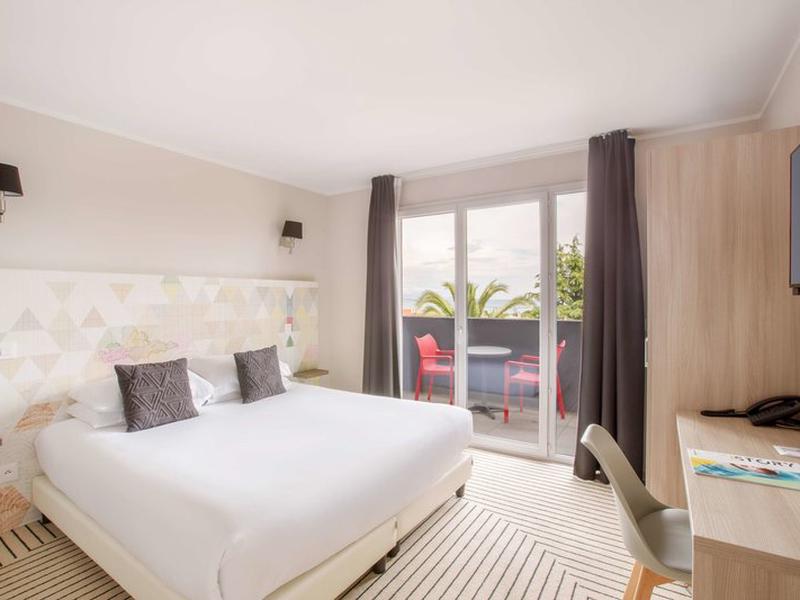 1939571EDE31BA9D94508D8938AF3070