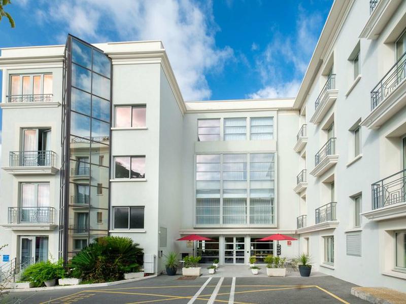 71262D6C45588194179EF3E8CBF8BA4A