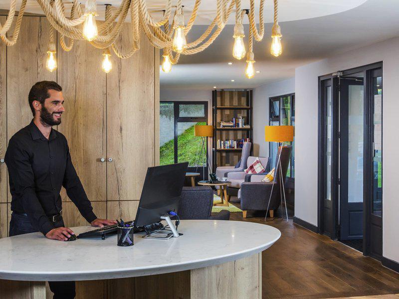 EEA6D5EFD286B6F6C5455005C57AD2FA