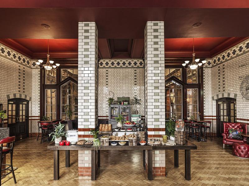 F9256E1D259785108EA9BAA8B8F47C78