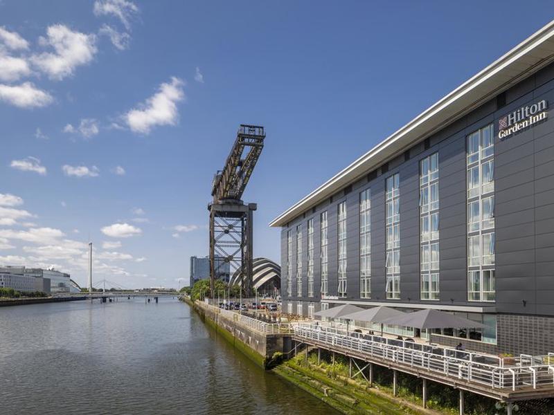 BCF31B994AB1889FADFCCC8242BF9338