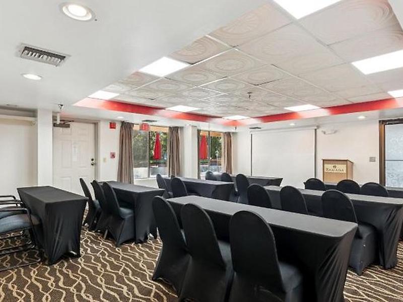 Ramada by Wyndham Temple Terrace/Tampa North