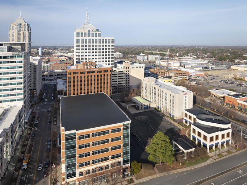 96DC30F94ED1E383B2E0C446624B5829