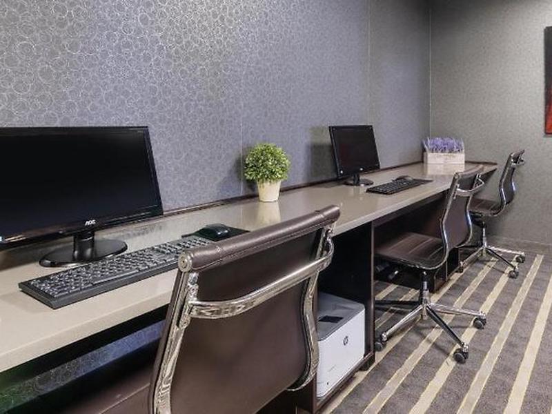 Best Western Premier NYC Gateway Hotel