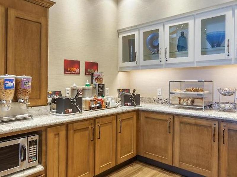 Best Western Plus A Wayfarer's Inn & Suites