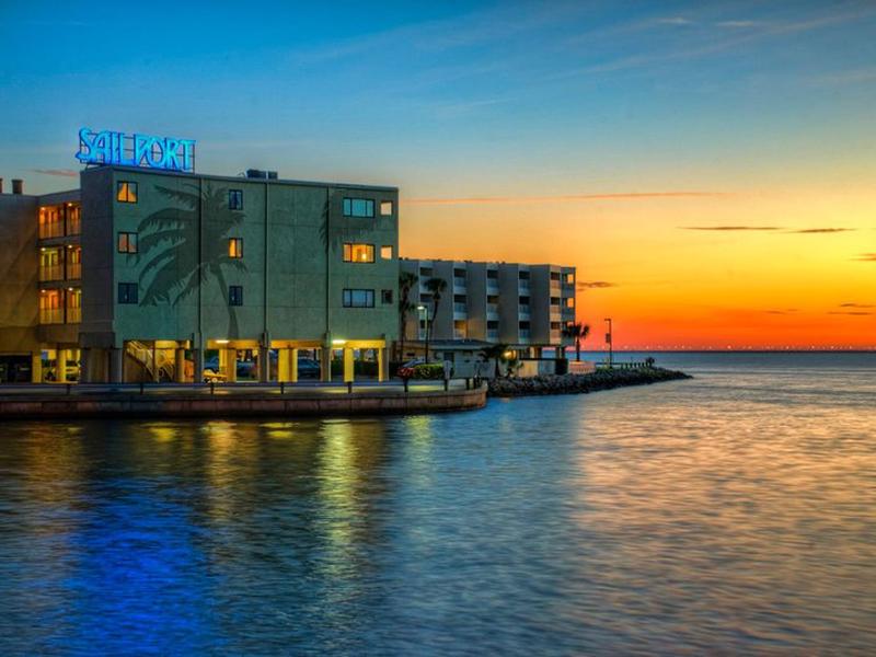 Sailport Waterfront Suites