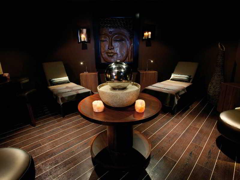 41EEE25B85F547888CA517F2030F116B