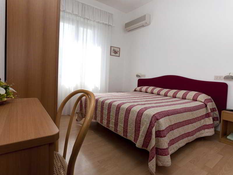 2022A9FCF3CDCF047DEA3B138816EE68