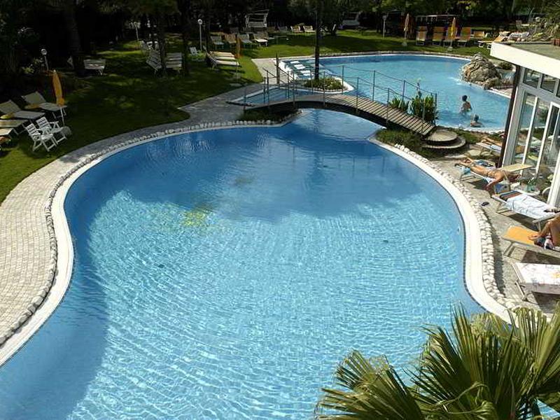 31EE8025115D4C82D84712B8A28557D0