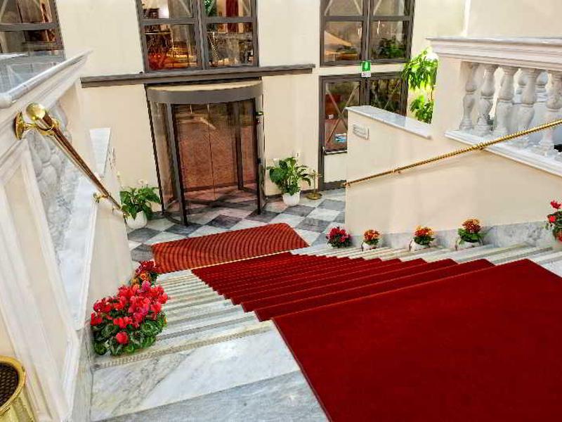 379AD3F26DC3978AA375B4E1430D1003