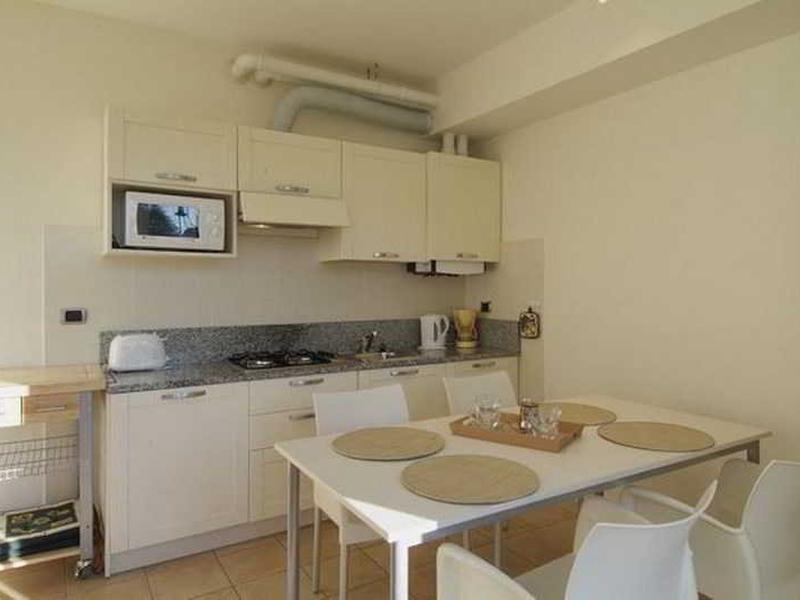 A0F453A8A5A944313FFD3F57C0809038