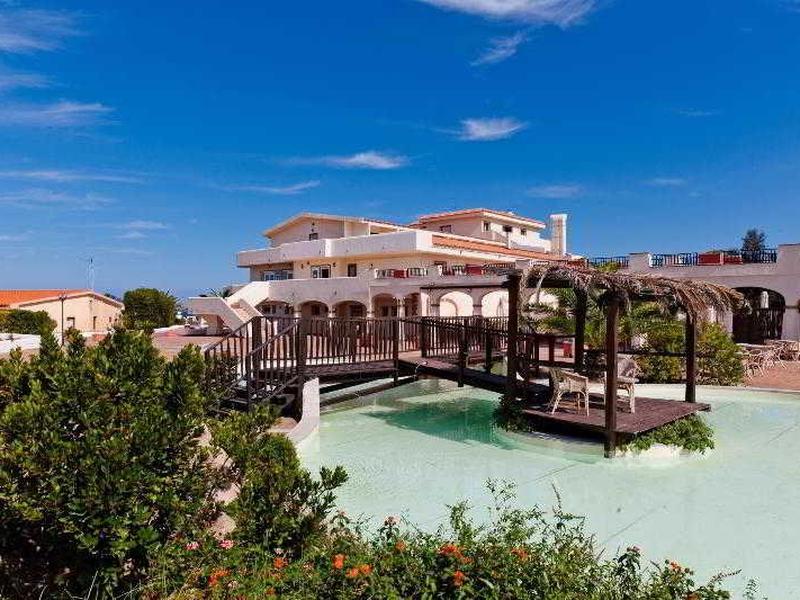 B872F4AAD96252ED946C5D2B784D32E1