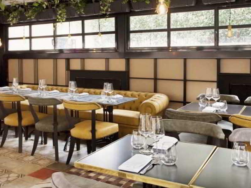 56B560E64CB8E480236F38B11976AD06