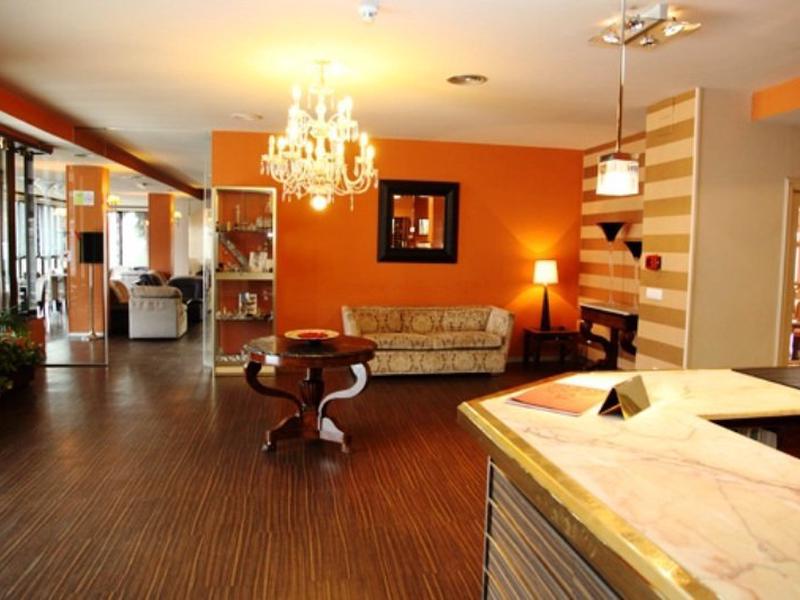 F82E2A38257A85672B12B68B20B47623