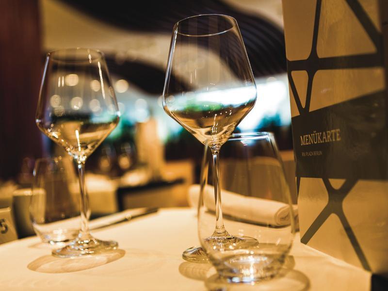 1A87617FF81E5E2258FDAA84777D4EAF