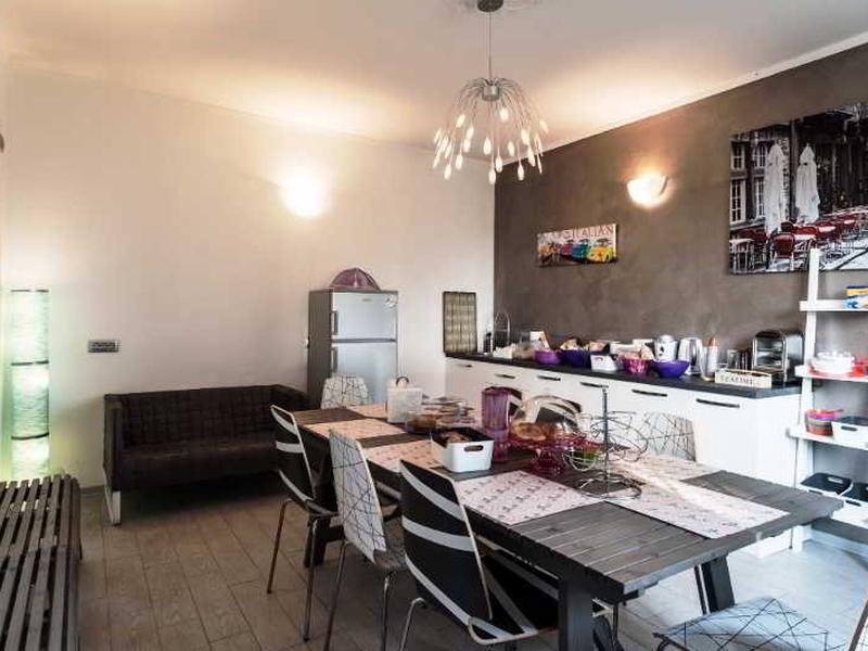 DF2F70405294D4B4FF20273A7B5E5C58