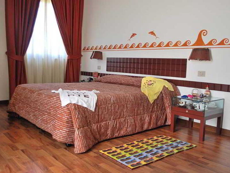 7066EBC0C2D997D5A8F2AF0A94503E9C