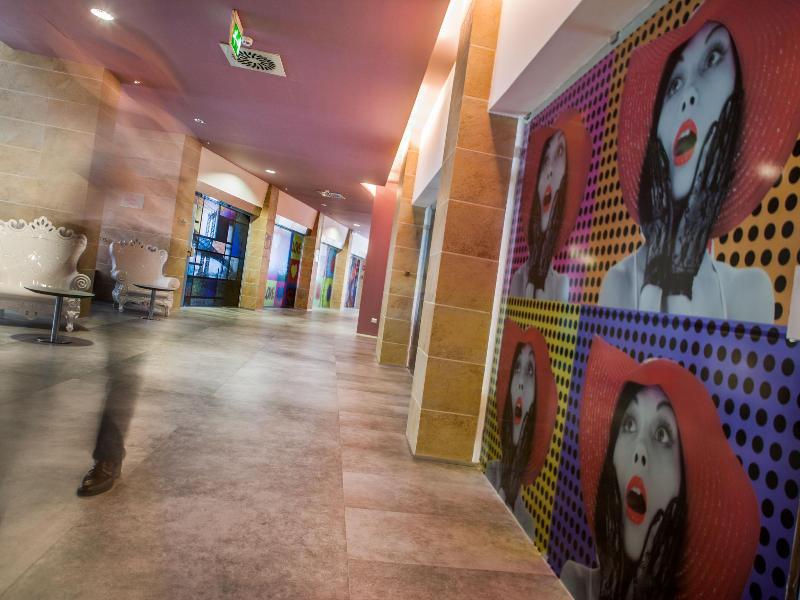 E45D87A9F21BB67D89EEAE6726C71D98