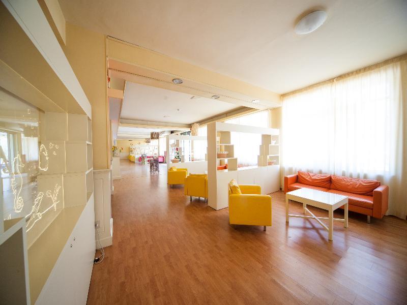 038DB49BA922E8A94E1A59E2582EEC18