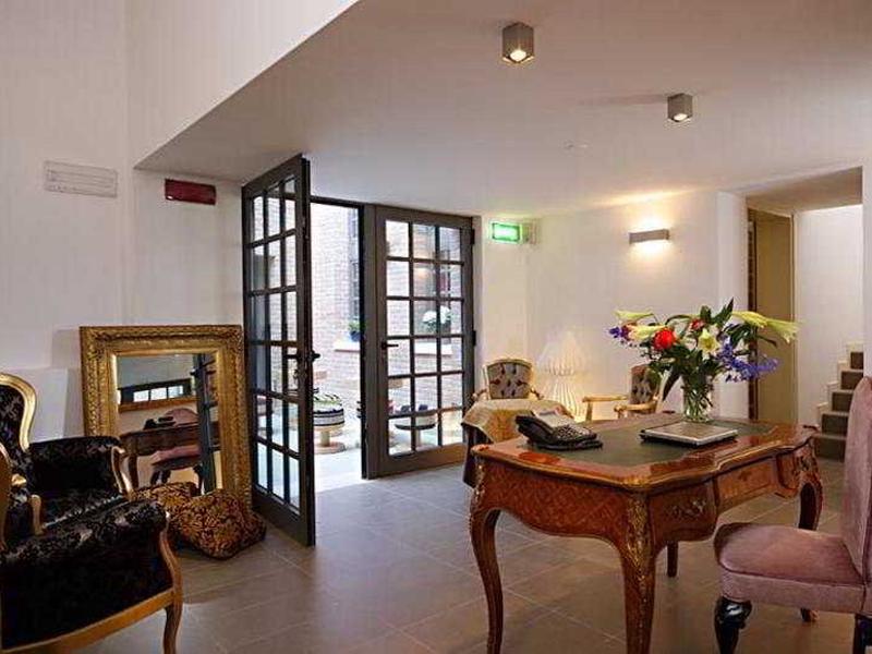 E10A839C81997EC09B687210866F8617