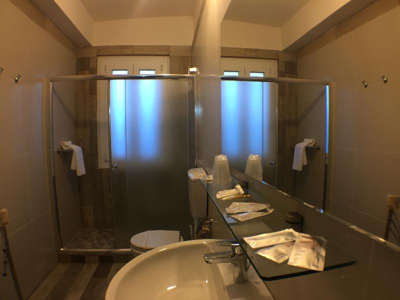 6E4957FEB7160B0498533B994D270A1F