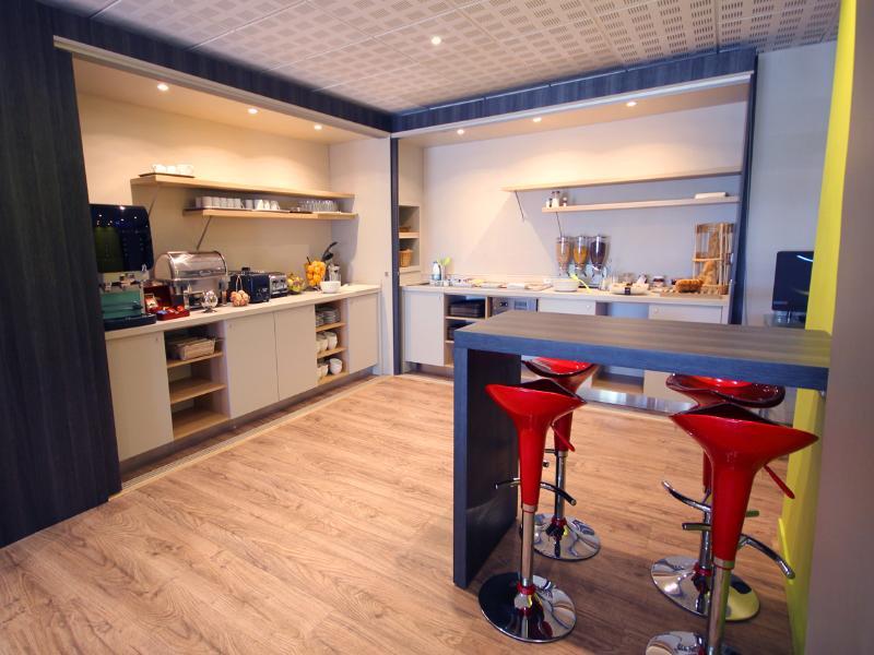 75AD71C11E2E84B839E014E424CB357E