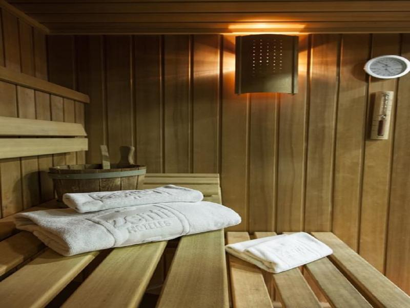 FA8ED7AEA189FE881BF6A5A8281782D2