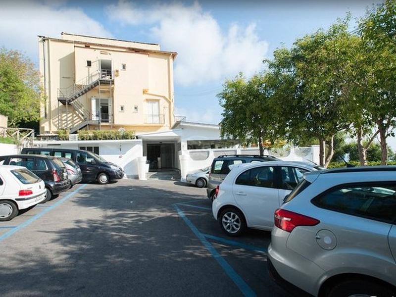 66FC4BA09CA947C1533BA8CC9BA0ED48