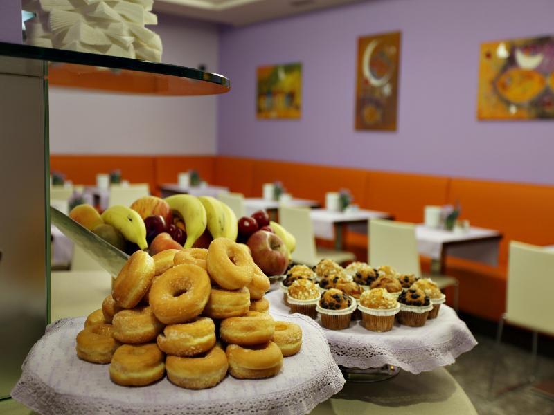 453C4FDFE25B241476B80A28A68E997F