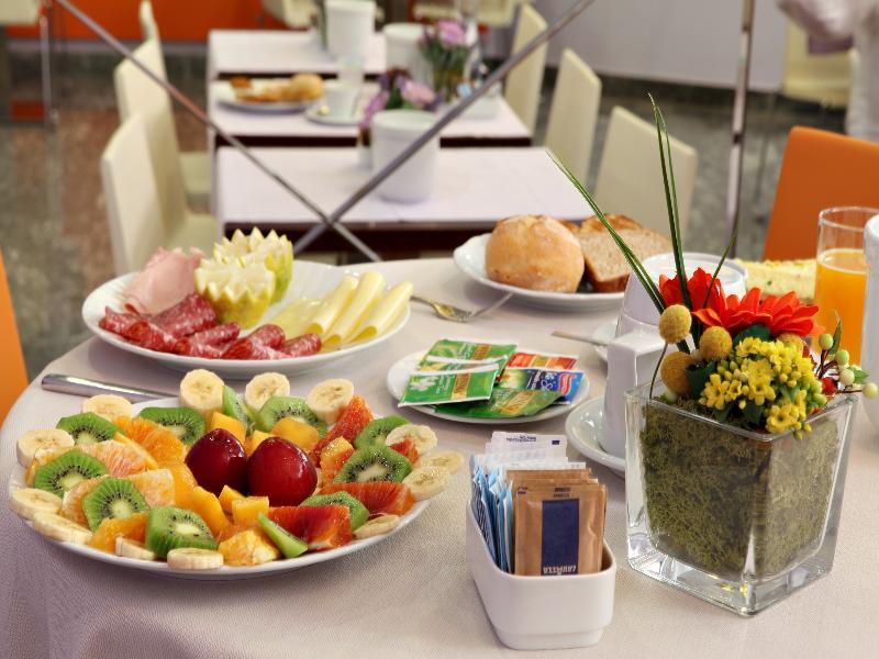 AE5FDFE17FC28A0C008DE36986470616