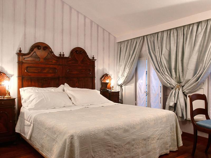 B1E2C44E487DE9298F8E96C8273CB11B