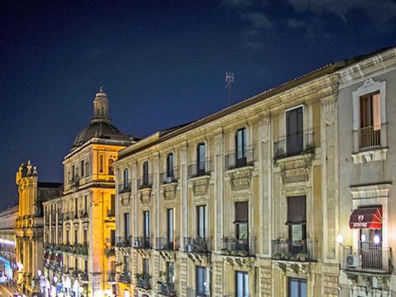 BAEB70E6385E9F424E7FC60152172078