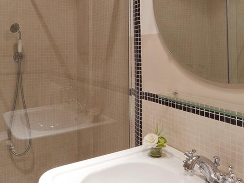 E9A24AF61F8120DA700AAAF4821D406C