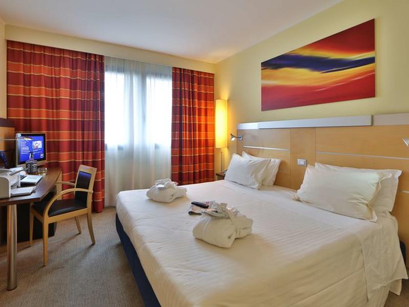 9672AF04C9E67FCE193EC8F8FD403465