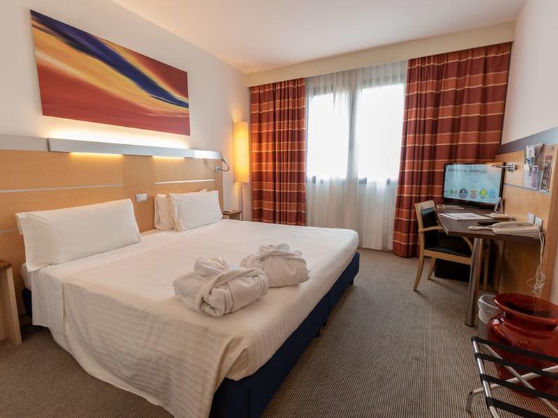 60D2DE2EF5DF92EF23DCD2A39A69143B