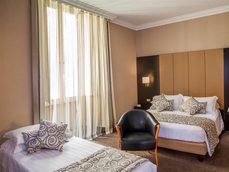 337698959122E24BCB989B4E3AA26ED8