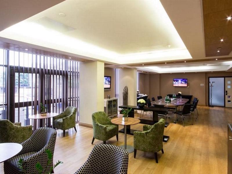 B740C41071EA34F7FC419E7FF7B086F0