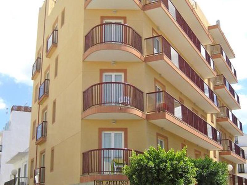 8A881D1A4BFEE83E21FECC2204F0F563