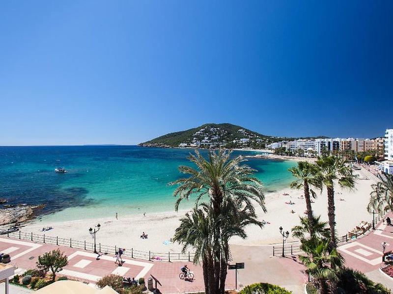 030A52E5B7E4E3FBFF6AB251AAA92A7B