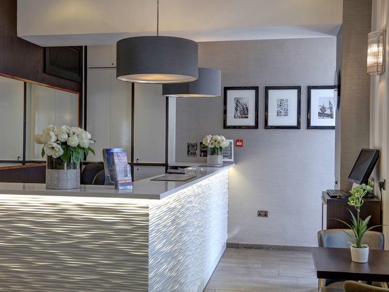 93958F7D98F76B8FD770FE1D6D6B9B68