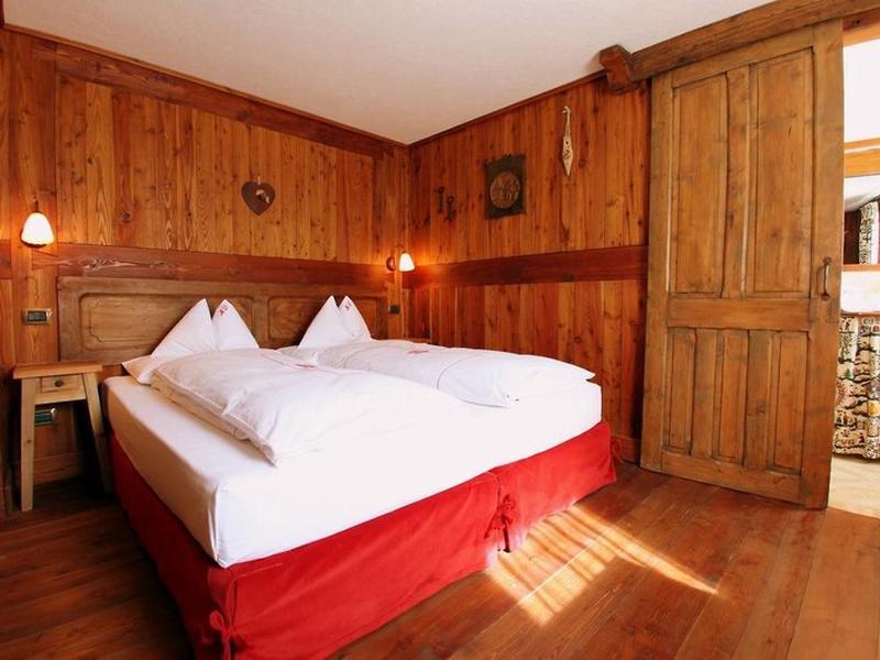 334840FCAFE958F442F912B23D655F21