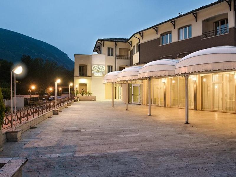 72EC4E9BE9B65BABDEC6DA3E03DD3984