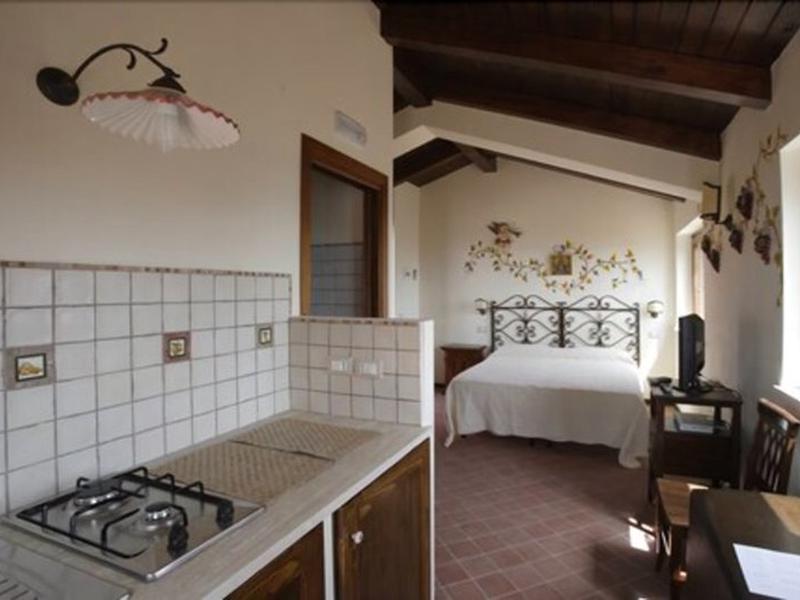 8588C0ACB57E44EB8DE177AFA37B1F57