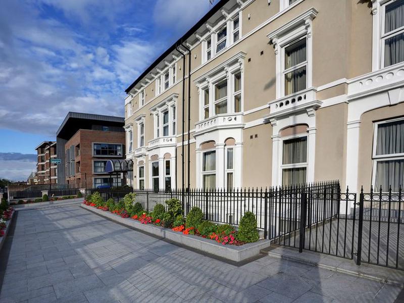 048EA1BA239645B7F5976E1FF3DFD4DC