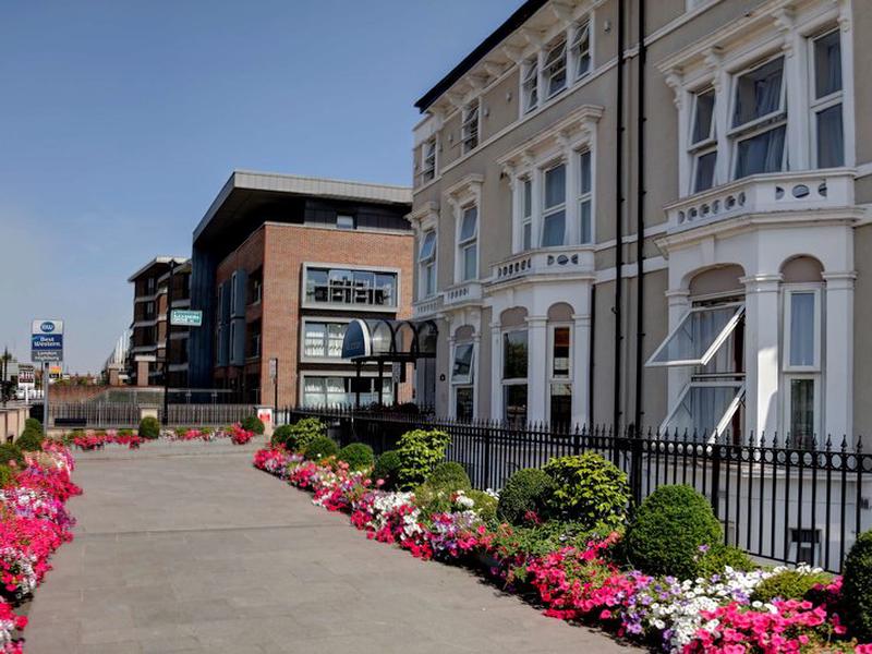 CB30E203E1EF21DA0A7BA89283F70D52