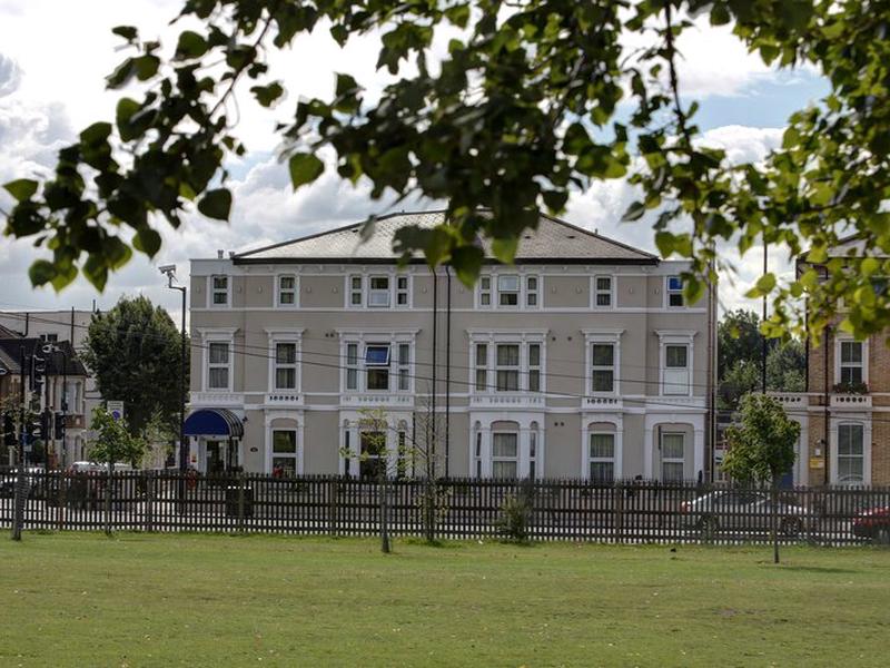 DA0CDBDE002313AE9343C0B8C2B3680E