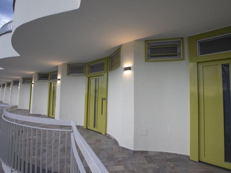 2A7A5E9B07F7F74010F25F2E7DA2C65C