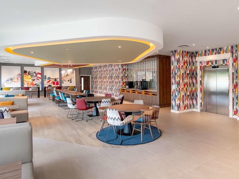 E15A7587EF630AD988916D17E48F2732