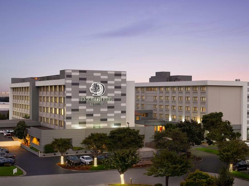DoubleTree by Hilton San Francisco South Airport Blvd