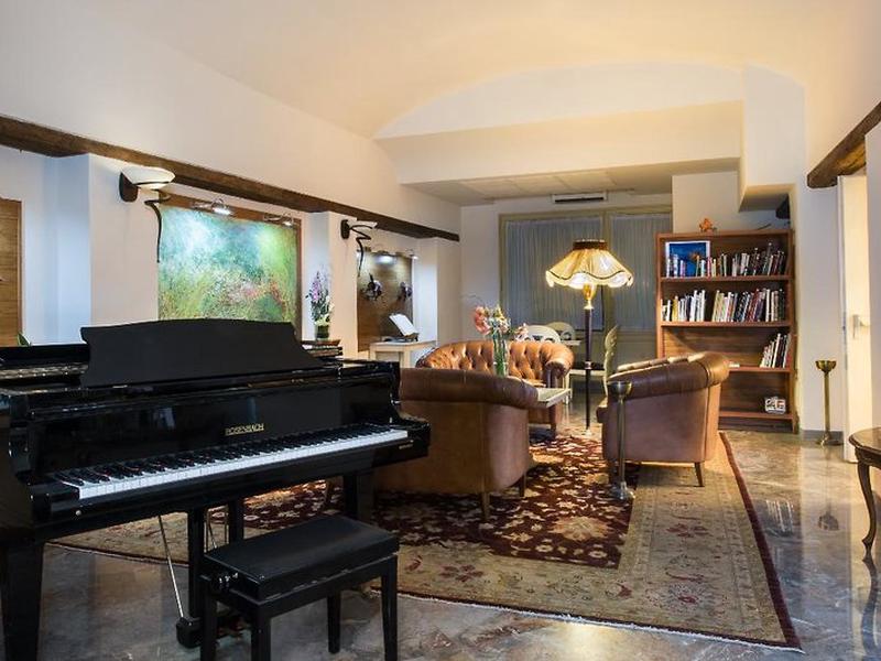 7A3E9CC14C51D097411D0CC3F74AD340